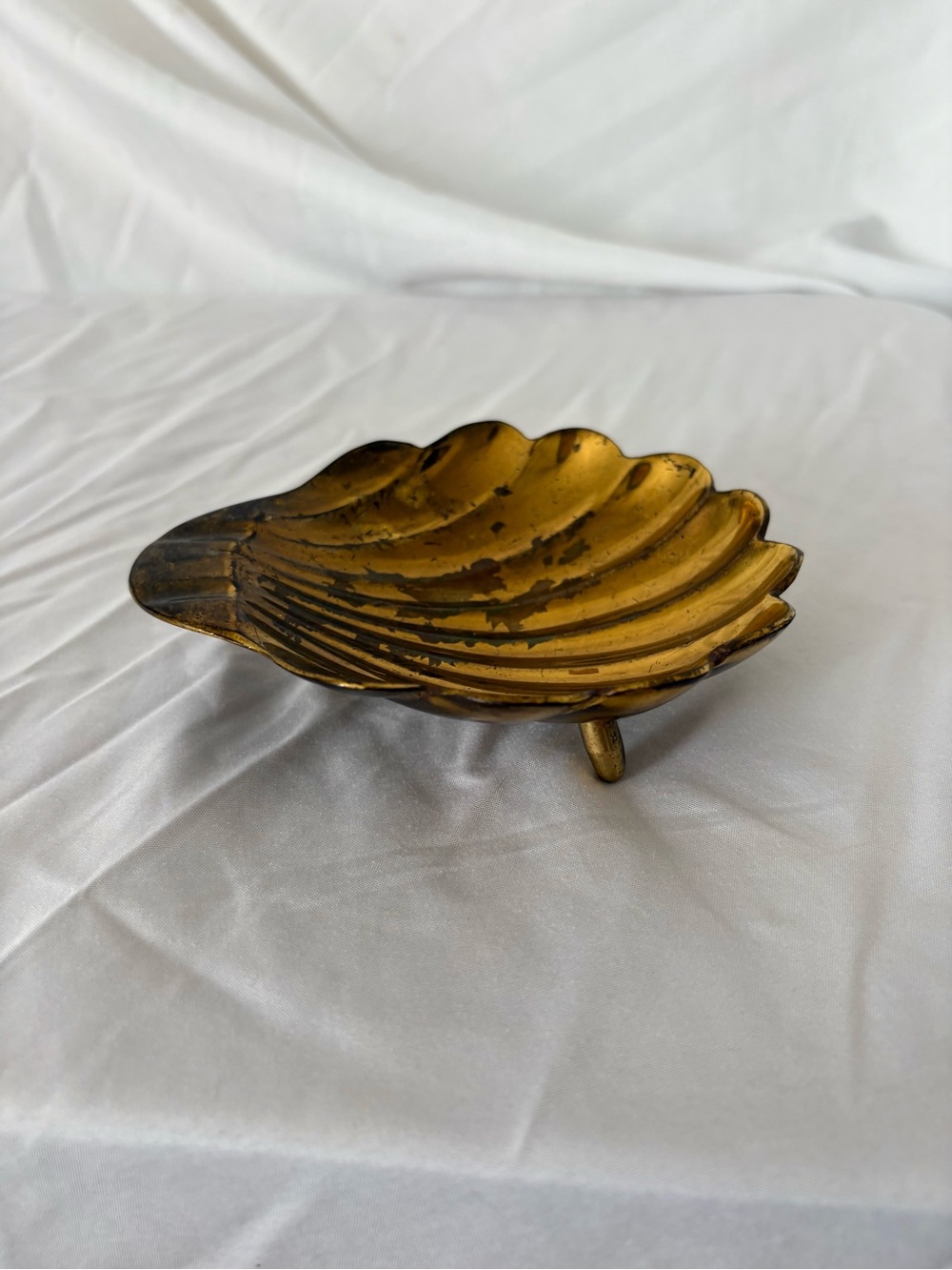 Vintage brass footed sea shell tray trinket holder home decor accent midcentury